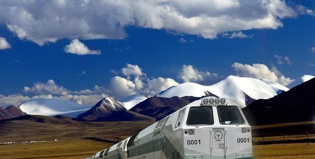 青藏铁路为什么不是双线，而是单线呢？真相到底是什么？