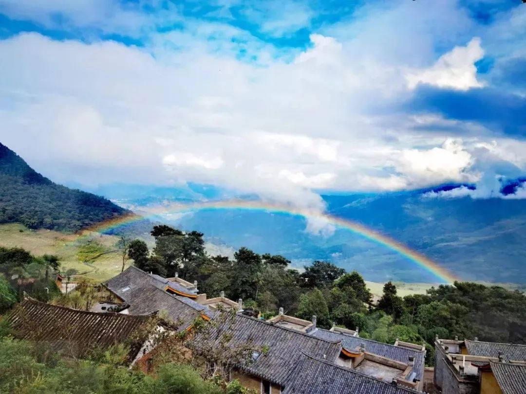 乌镇戏剧节|会员单位丨云南省红河哈尼族彝族自治州哈尼梯田森林康养基地