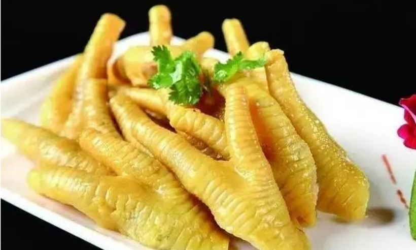 我国每年消费200多亿只鸡爪,市场源源不断的鸡爪是从哪里来的?