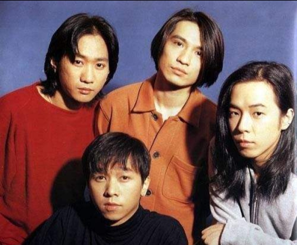 黄家驹|黄家驹去世29年!黄贯中等发文悼念其60岁冥诞,兄弟情深让人感动