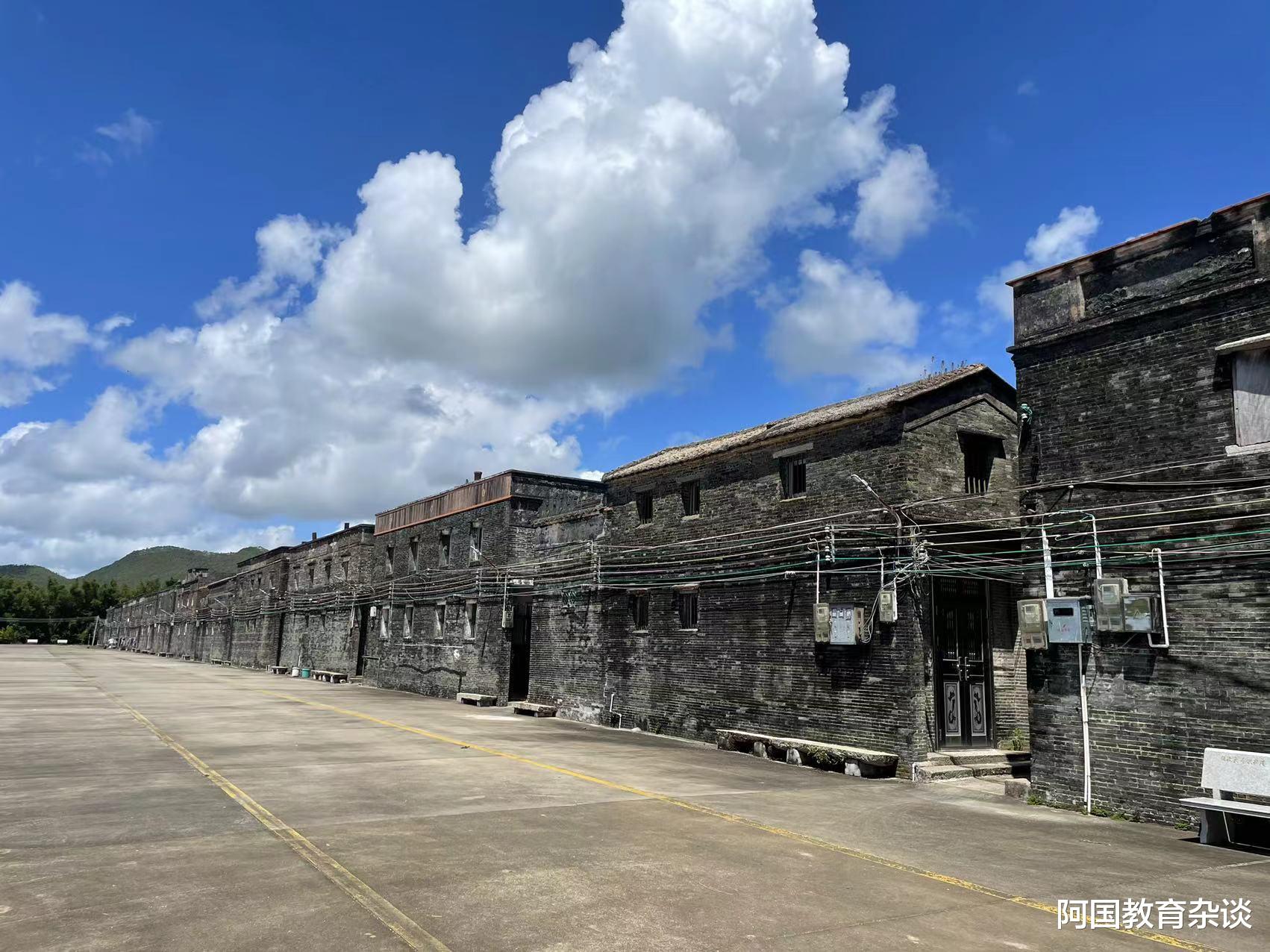 美丽|暑期看碉楼、看海其实不用钱——推荐条小众自驾线路