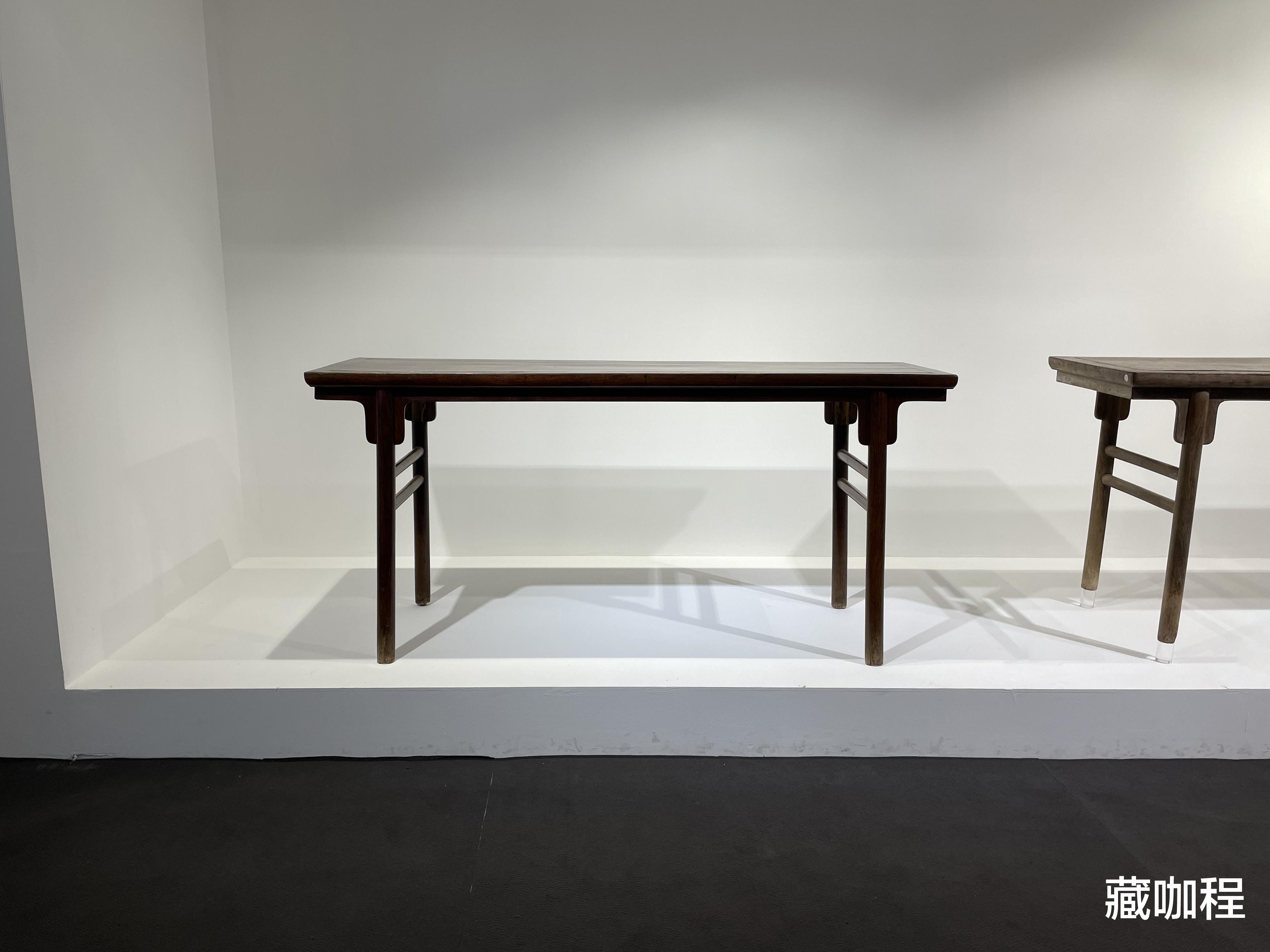 |老底所剩无几,好在黄花梨条案有个孪生兄弟