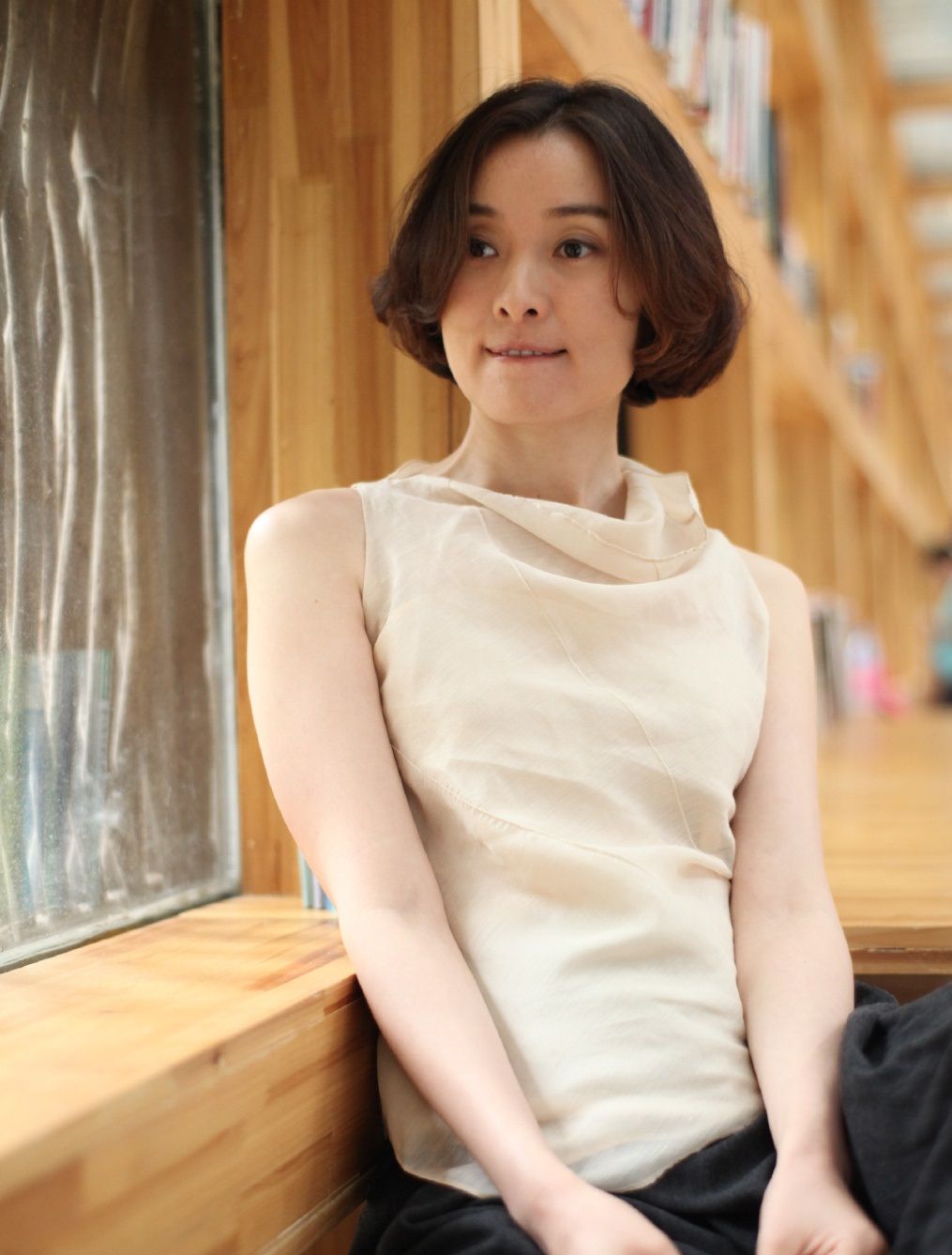 吴越|为了蒋勤勤,陈建斌抛弃同居5年的吴越,吴越为什么不值得可怜?