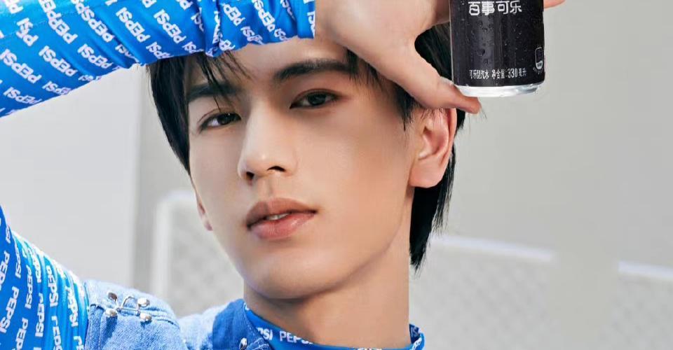 张凌赫|张凌赫没能通过“苍兰诀”大火,但公司已经拟定好力捧计划