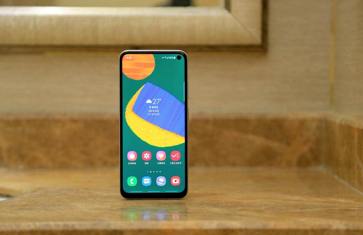 三星|三星GalaxyF525G测评:屏幕高端性能优越