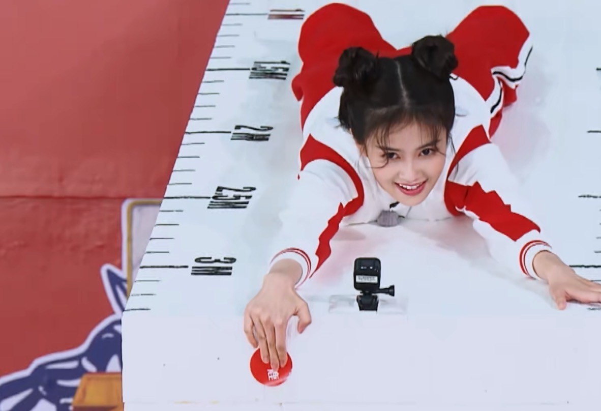 奔跑吧兄弟|新版《跑男》7人海报官宣!从C位看端倪:本季队长由谁担任