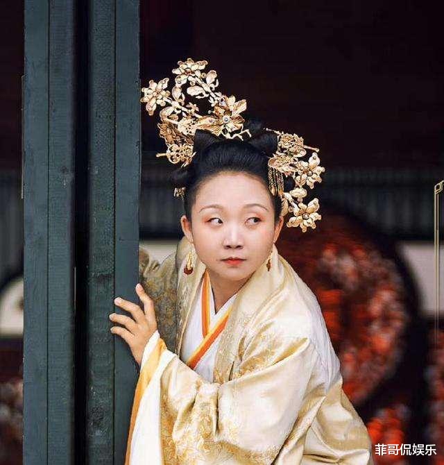 辣目洋子|《我叫刘金凤》终于下架,导演呼吁封杀辣目洋子,网友:多管闲事