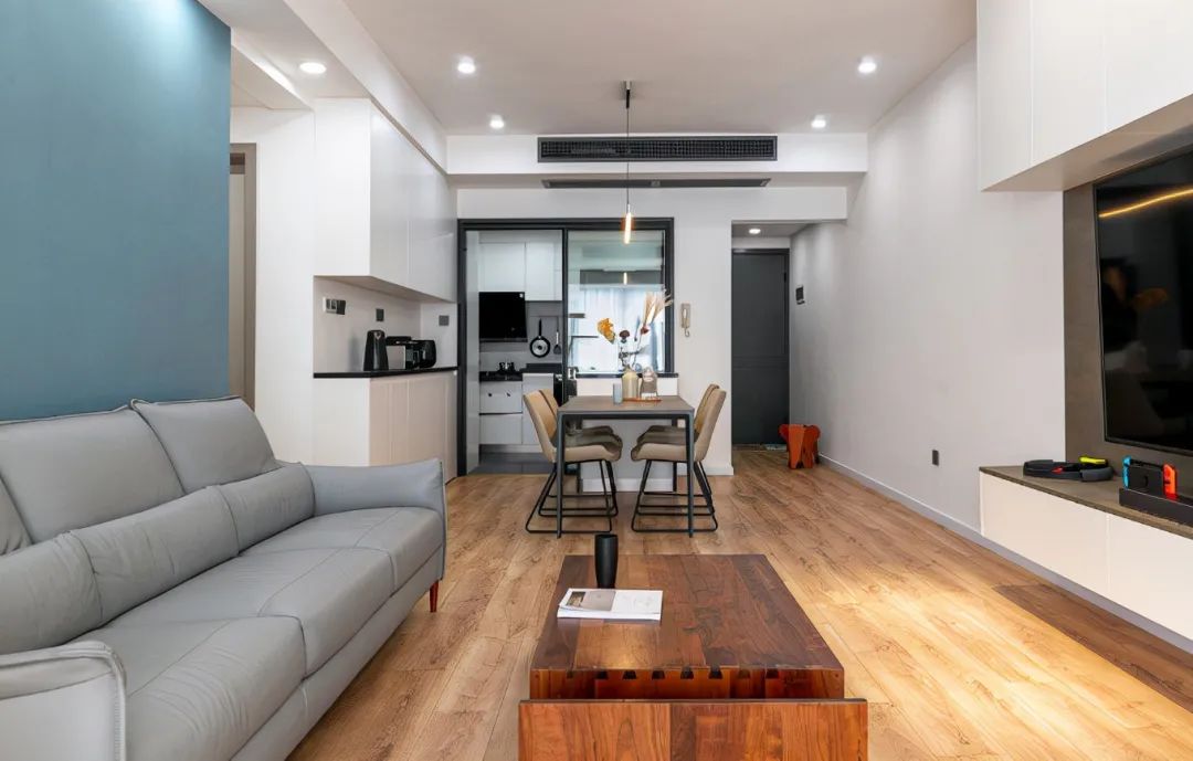 老房改造前后差距有多大?她晒出自家装修,太真实了