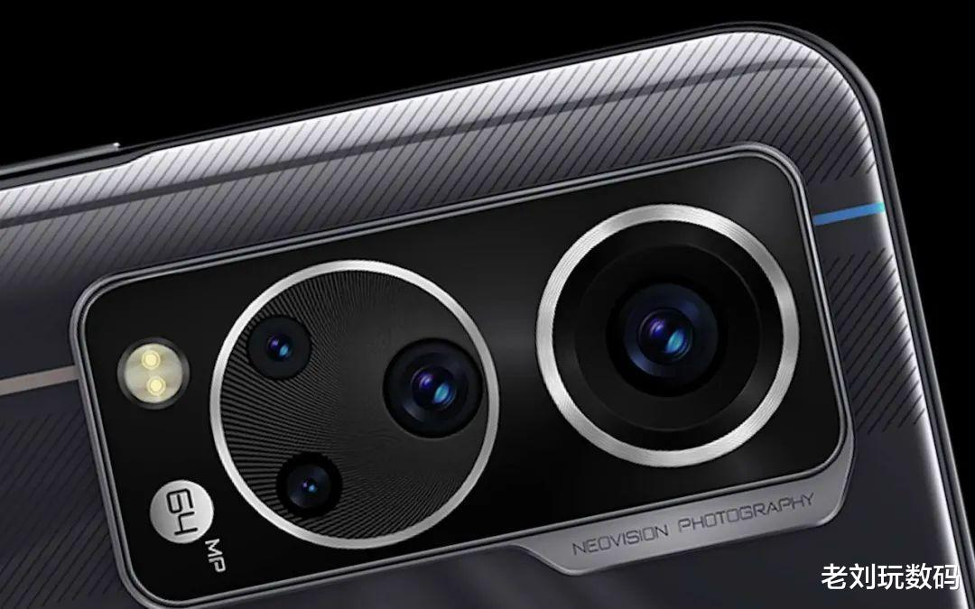 iqoo|骁龙870+7.09寸屏幕+双扬声器，适合世界杯看球的三款大屏手机