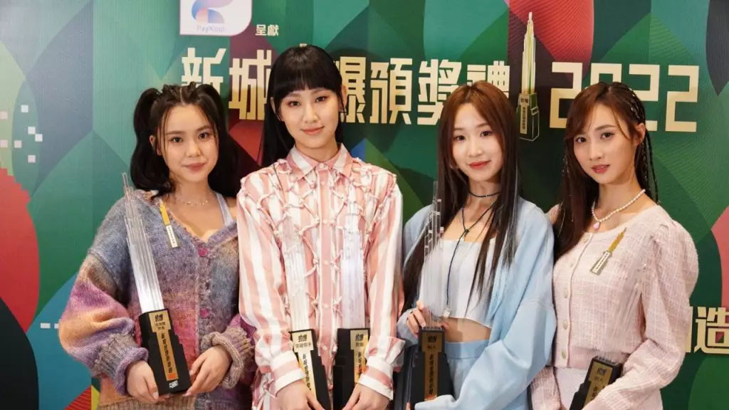 TVB|TVB艺人计划北上念书，人气暴增有份参与春晚，颁奖礼或将缺席？