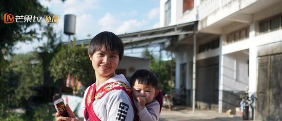 90后垮掉,00后锐减,10年偷生变催生,白岩松直言:请善待年轻人