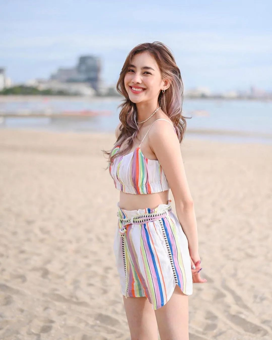 超模|泰国名模瓦拉塔雅，30岁单身未婚的她，美出新高度