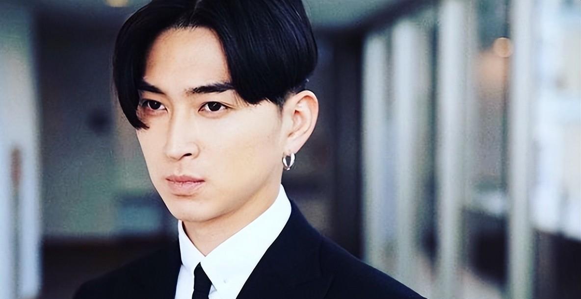 富二代|盘点10位不靠爸的日本富二代男星，家世背景大有来头