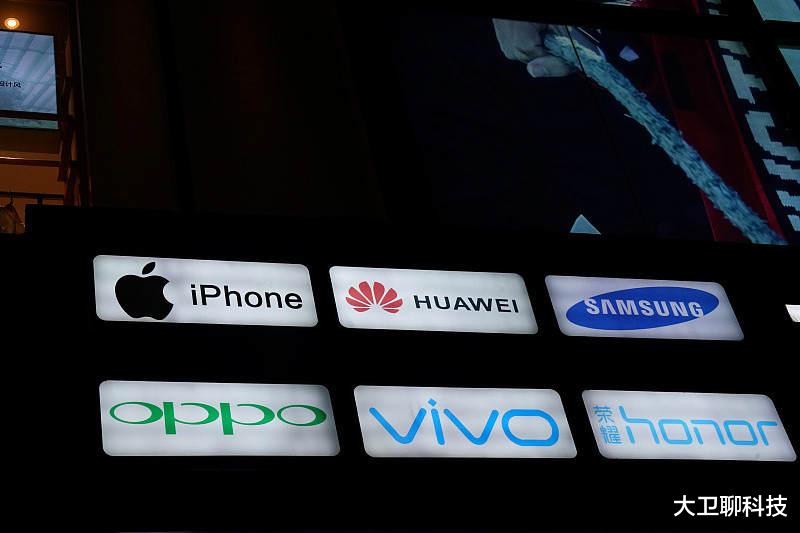 iPhoneSE|iPhone SE3价格曝光，300美元起步？国产机输得彻底！