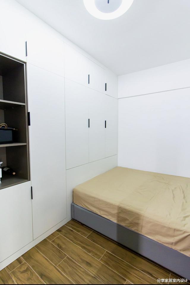 76平两居室,巧妙设计变成三房,极简装修不做吊顶,太喜欢啦!