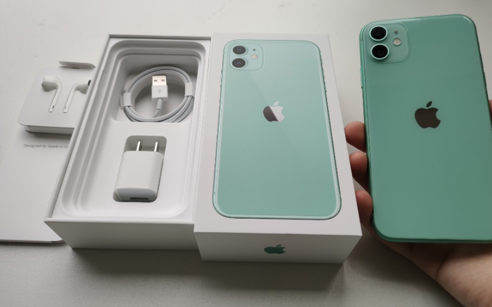 广角镜头|三款老旗舰跌至“冰点价”,性能强悍价格不贵,再用三五年没问题