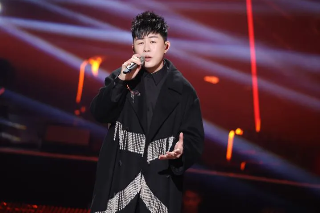 胡彦斌|继李易峰后，胡彦斌被曝嫖娼节目被打码，本人发朋友圈让粉丝安心