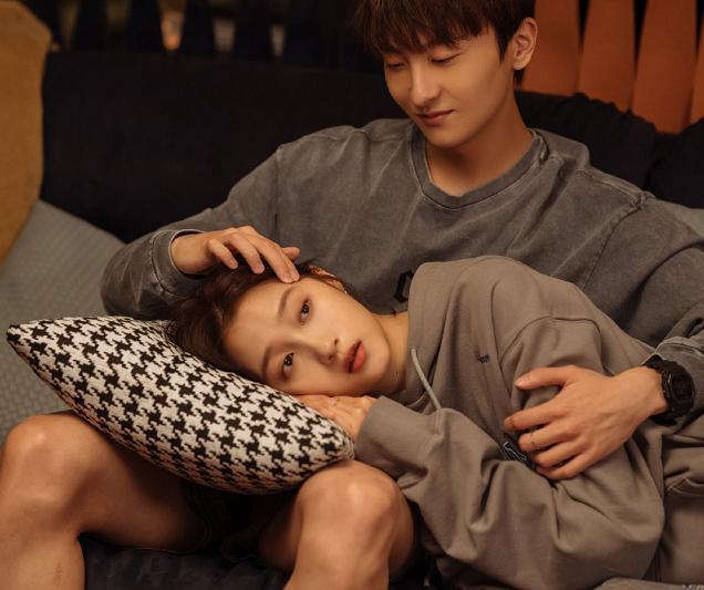 二十不惑2|《二十不惑2》太真实了，老板悄悄扣罗艳工资，网友：演我的领导