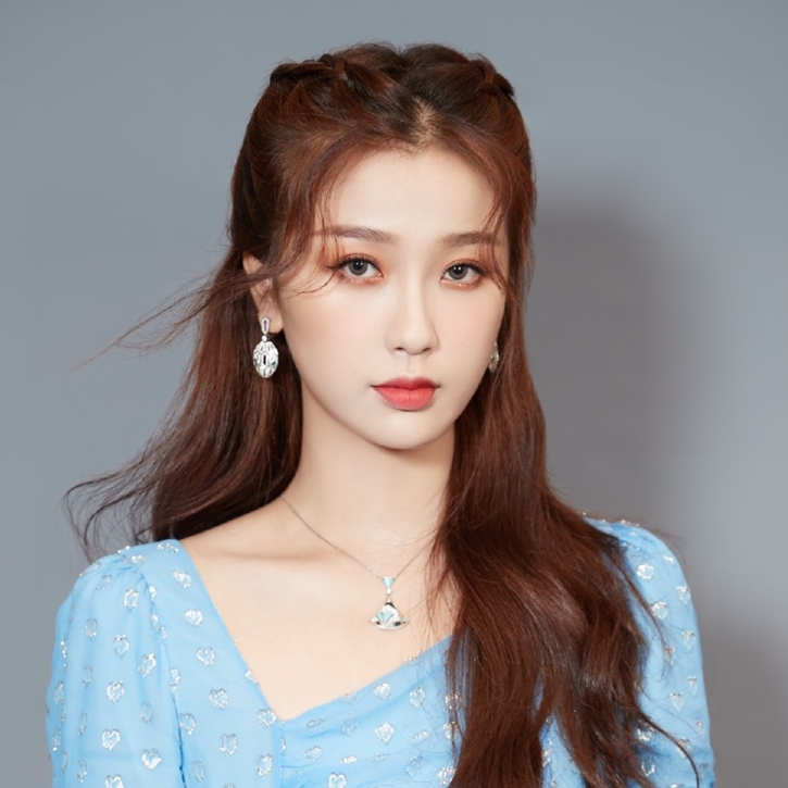 |虞书欣住宿舍的时候,可没人拿她当小公主