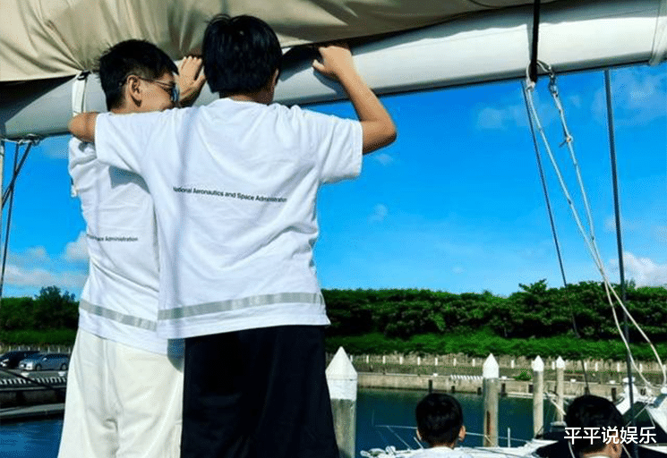 林志颖|林志颖恢复良好，又一次与死神擦肩而过，目前能跟家人逛街游玩