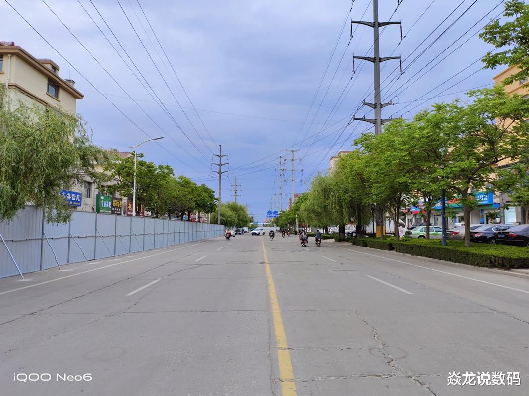 曲面屏|旗舰配置，中端价格，iQOO Neo6全面体验
