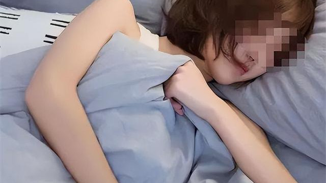案子：福建一女子睡觉时遭朋友入屋侵犯，老公睡在一旁竟浑然不觉