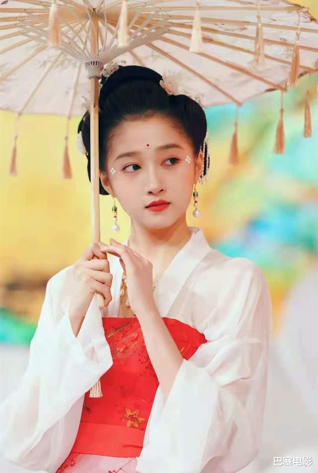 马思纯|一段时间不见,判若两人,这对比不敢认,有人脸都已经不是那张脸