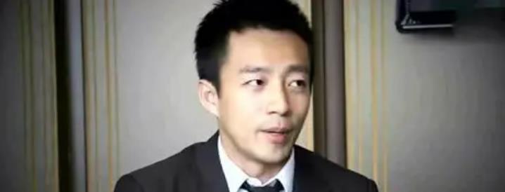 汪小菲|死性不改?汪小菲直播辟谣出轨,葛思琪在线回怼,失忆了我来帮你