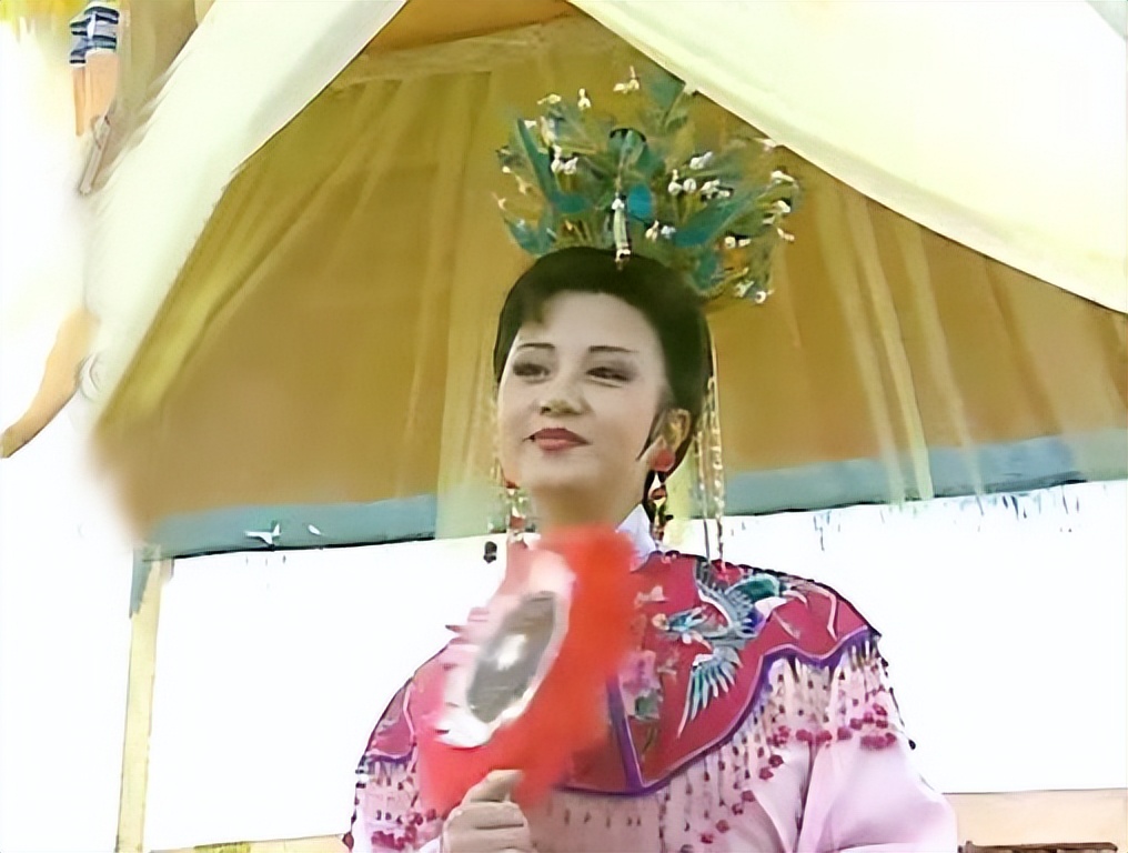 金超群|红极一时的“包青天”金超群：妻子陪他抗击脑瘤，余生乐做青岛人