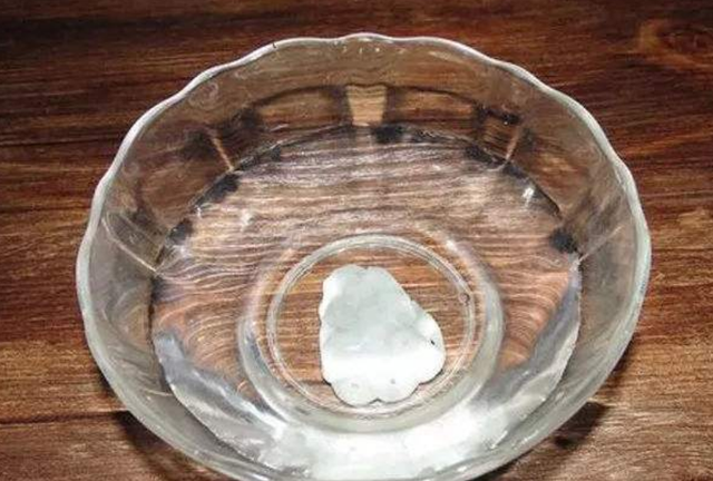 |发黄、暗淡、水头变差,为什么你的翡翠变种了?