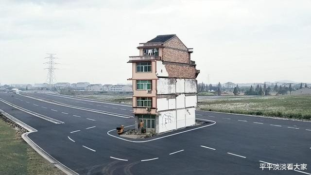 东莞|上海“钉子户大王”张新国：张口要6套房和1亿，硬撑14年，最后怎么样了？