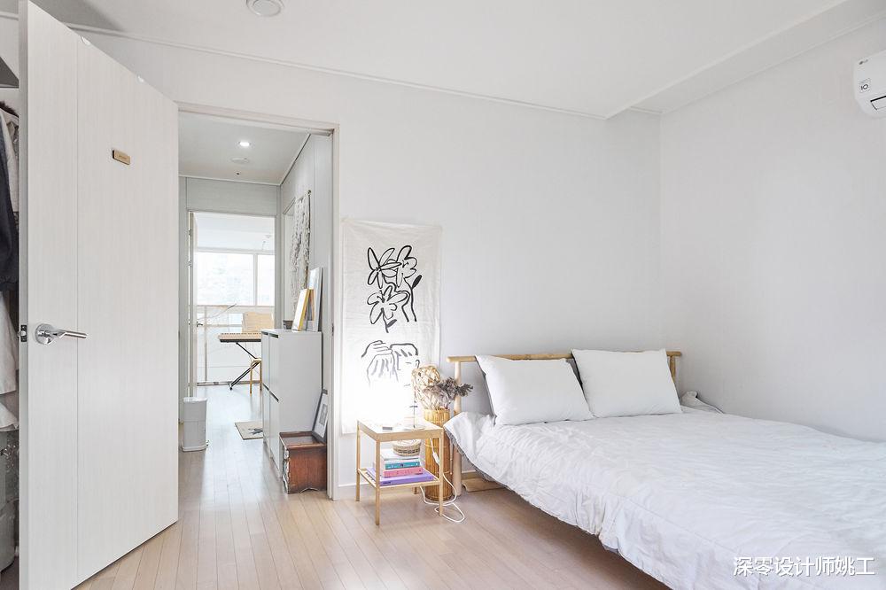 小夫妻100㎡loft,入户玄关一半划入厨房做储物间用,面积小大有作为