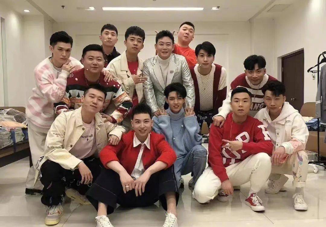 郭德纲|郭德纲砸重金力捧小儿子出道!