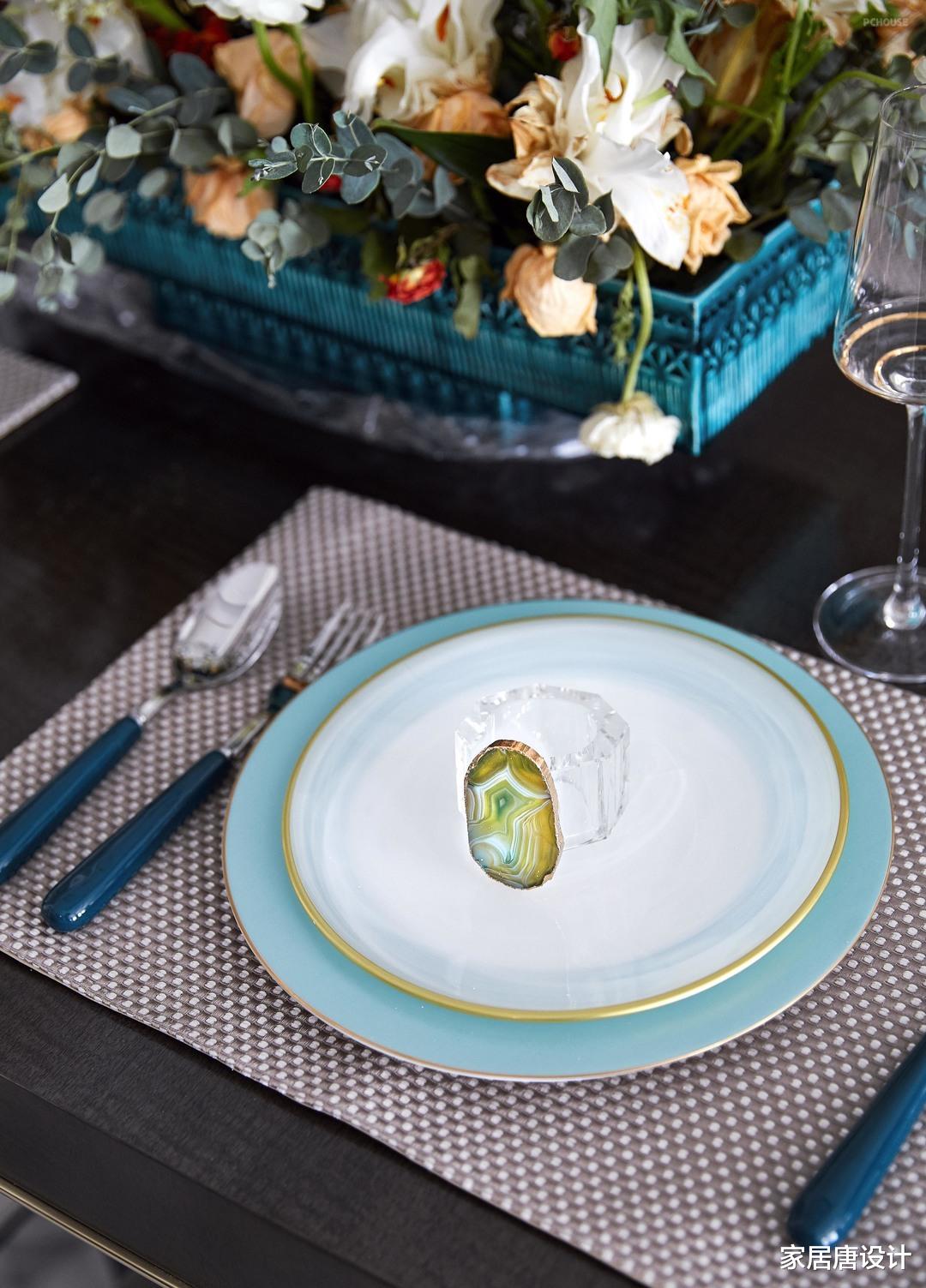 贵气大方的别墅,不仅有优渥的空间优势,更有完美的家装设计