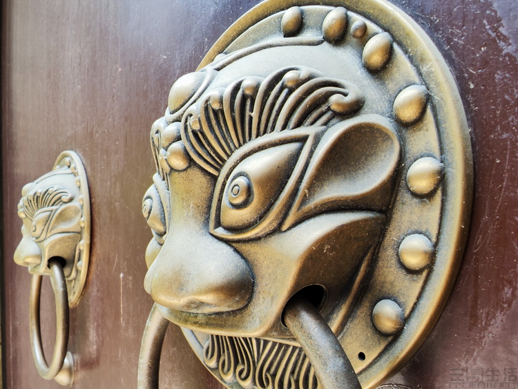 游戏手机|这款看似“出挑”的游戏手机，却令人感到有些纠结