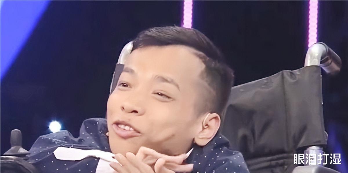 案例:袖珍总裁李创利:身高不到1米,赚3亿娶1.7米女秘书