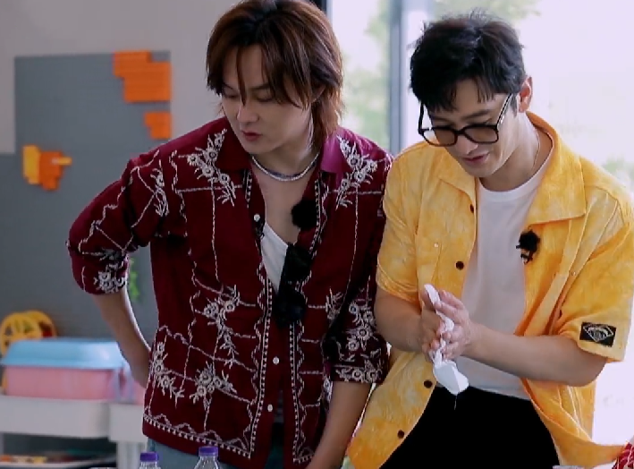 尹正|中餐厅6：尹正的双下巴，殷桃的脸，湖南台这档综艺的滤镜好真实