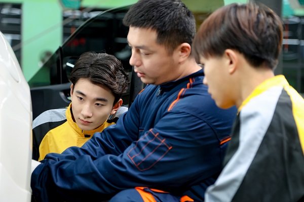 汽车业|关于汽车行业发展现状及未来前景的解读