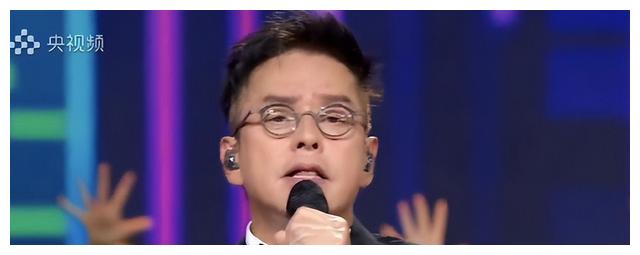 央视|央视晚会收视破2,韩红火力全开,李雪健眼神感人,孙俪温情破防