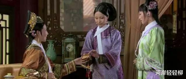 甄嬛|为什么安陵容晋封妃位的头饰这么简单,跟甄嬛和华妃的差了好多?