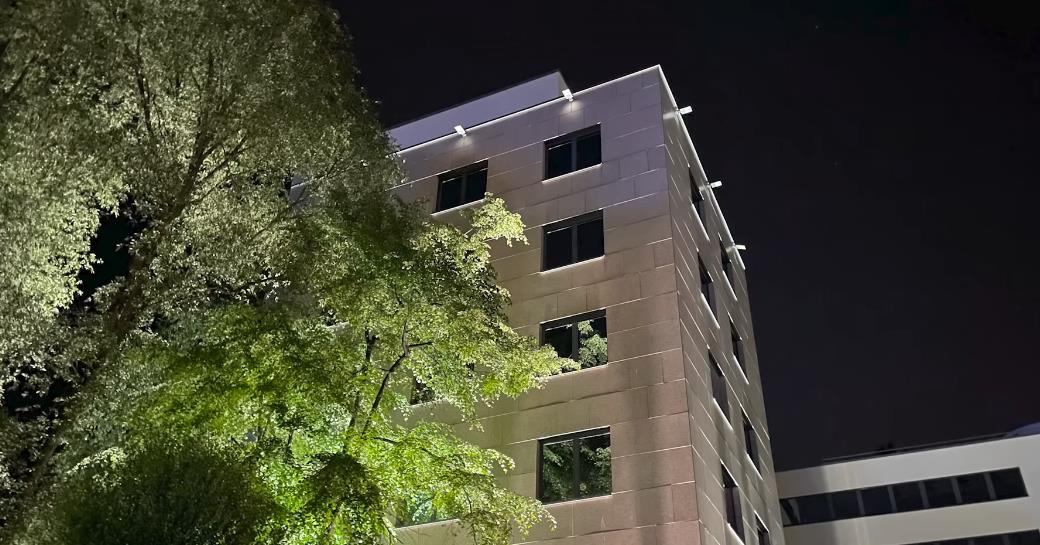 iphone12pro|两年前推出的iPhone12Pro,放在2022年,体验还能算顶级吗?