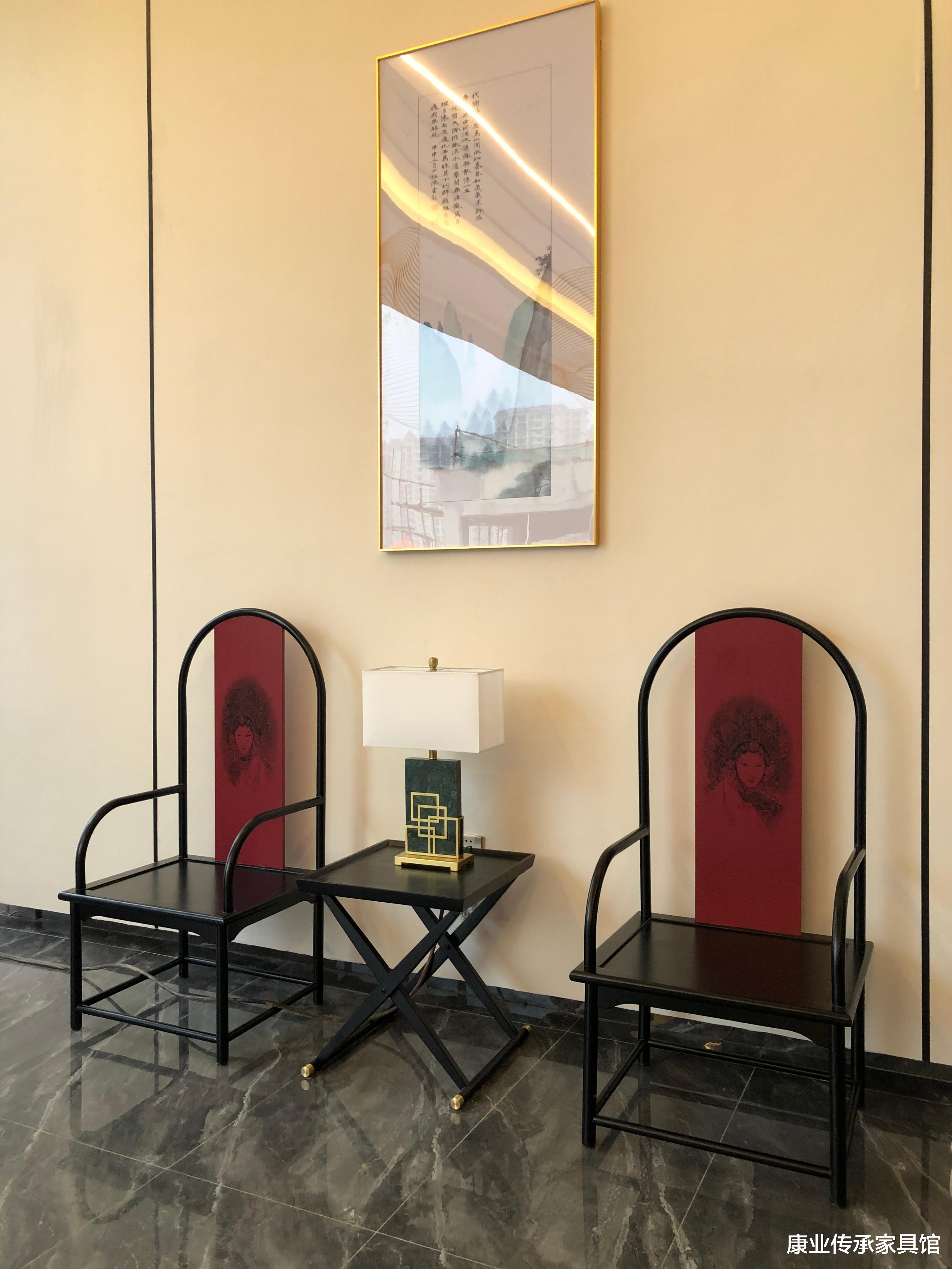 新中式风的中餐厅装修案例,让空间萦绕着悠远清雅的幸福点滴