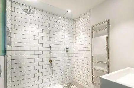 遇到暗卫别气馁,给你6个小技巧,轻松改善采光、除湿除臭!