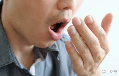 胃癌|90后夫妻频繁腹泻，双双查出胃癌，医生：炒菜爱放1物，或是在自毁肠胃