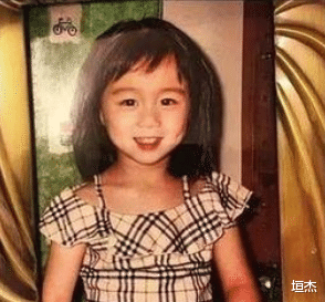 何超欣|“天选之女”何超欣:赌王最宠爱的女儿,长相酷似利智惹质疑