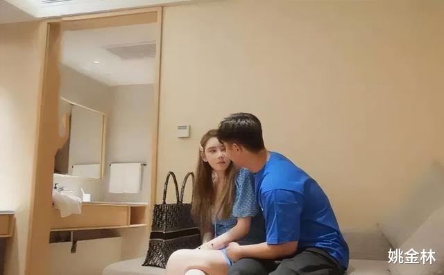 摄像头|20平米房间藏180个摄像头，酒店约会需小心，避免成为直播主角