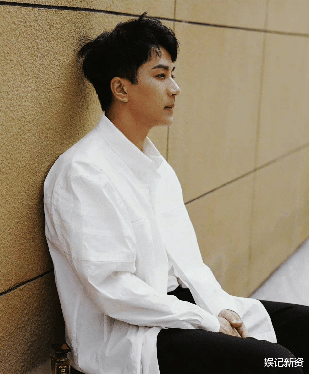 |尤靖茹发文辟谣恋情传闻，称自己在宁波隔离，有网友却提出了疑点