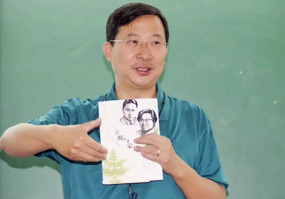 饶毅|饶毅喊话张文宏! 称张文宏部分言论不专业, 网友: 为何3年前不质疑?