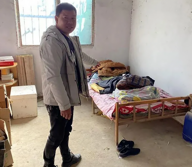 好人难当!男子“养流浪汉12年”被质疑:哑叔回来,不愿再离去!