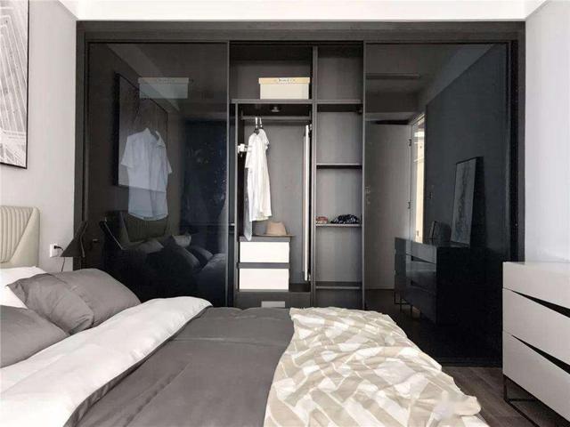 定制衣柜销售员最爱推荐的五种门型,一种都不要选,都是智商税